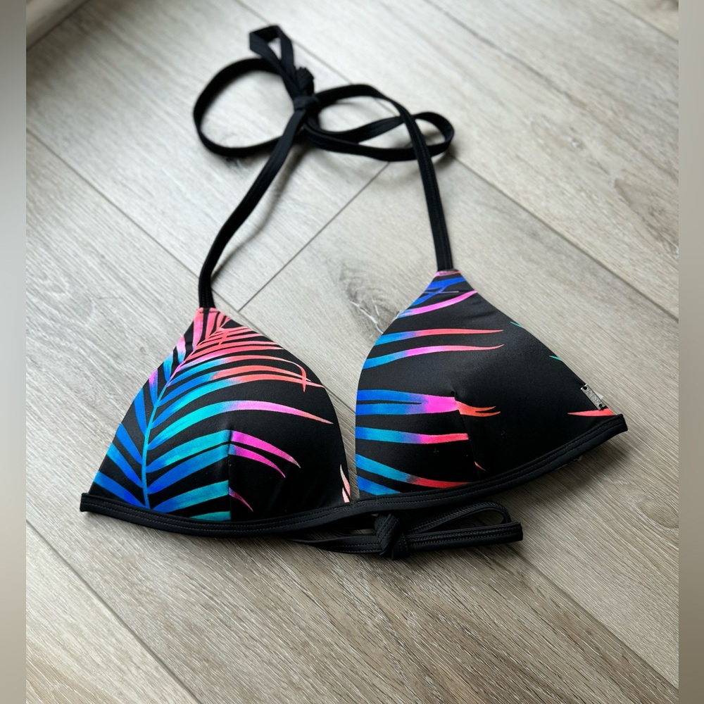 VS Pink Swim top